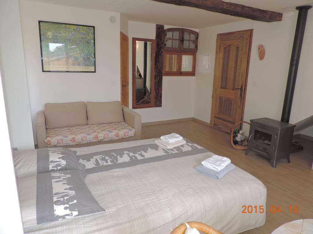 Les Cigales D'Estoublon Appartement Kamer foto
